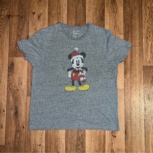 Disney Gray T-Shirt with Festive Mickey Mouse